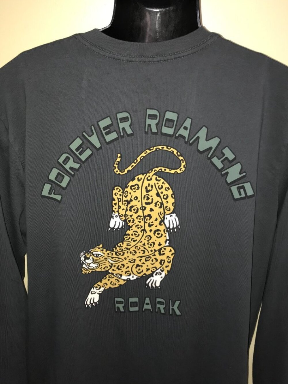Men's Roark Forever Roaming Jaguar Long Sleeve T-shirt-Garment Dyed-Size: L - Picture 9 of 16